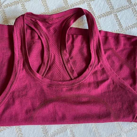 Lululemon swiftly tech tank - Picture 2 of 4